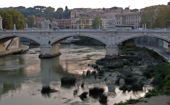 Ponte vittorio Emanuele II, Rome